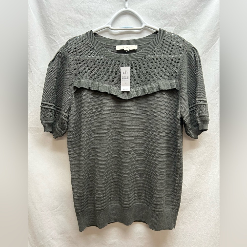 NWT Loft Sweater. Size Large